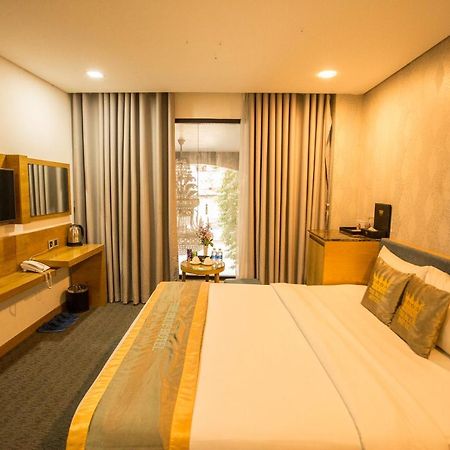 הו צ'י מין סיטי The Blue Airport Hotel מראה חיצוני תמונה